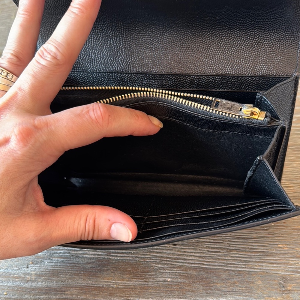 YSL Gain de Poudre Star Studded Monogram wallet - Picture 4 of 7